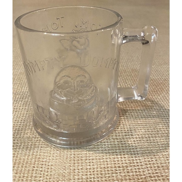 Vintage Depression Glass Humpty Dumpty and Tom Tom‎ the Piper’s Son Mug - Picture 2 of 7